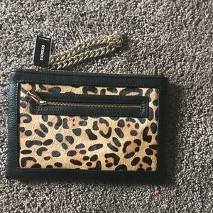 Express Black/Leopard  wristlet